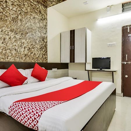 Hotel O Aryan Khāmgaon Exterior foto