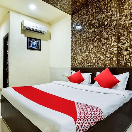 Hotel O Aryan Khāmgaon Exterior foto